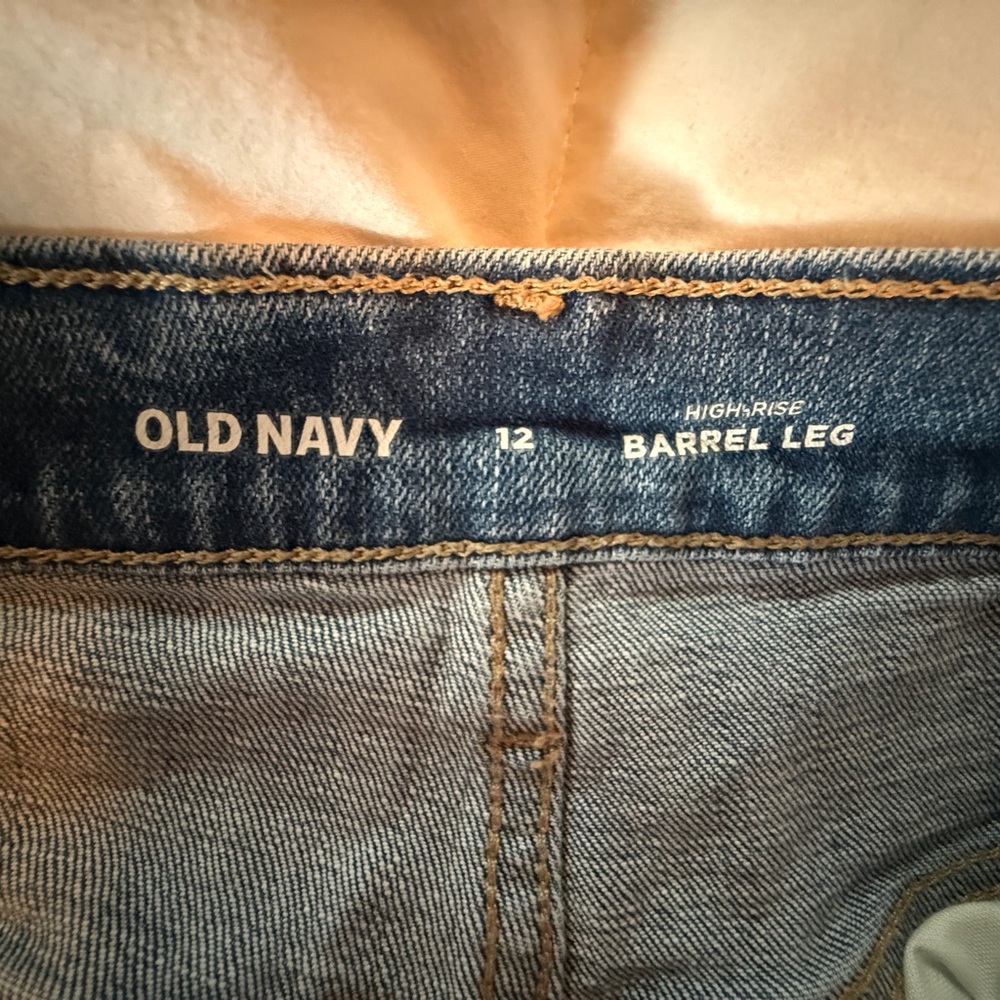 Old Navy Women's Denim Barrel Leg Jeans size 12